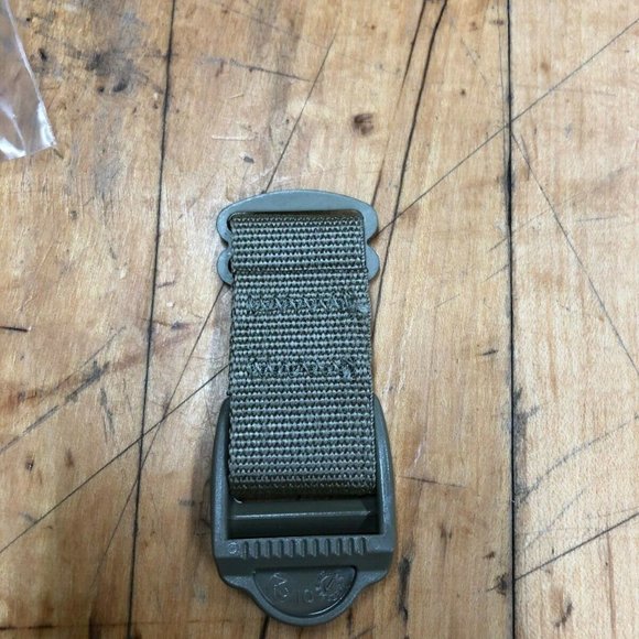 MOLLE II Large Rucksack Load Lifter, 1 pair, made in USA, NwT - Picture 3 of 5